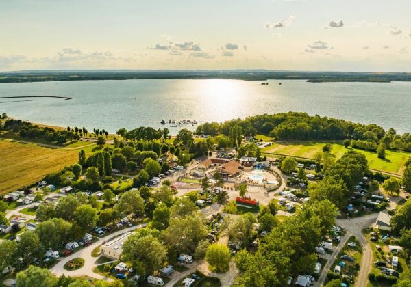 Camping Le Lac D’orient