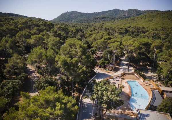 Camping Huttopia Forêt de Janas
