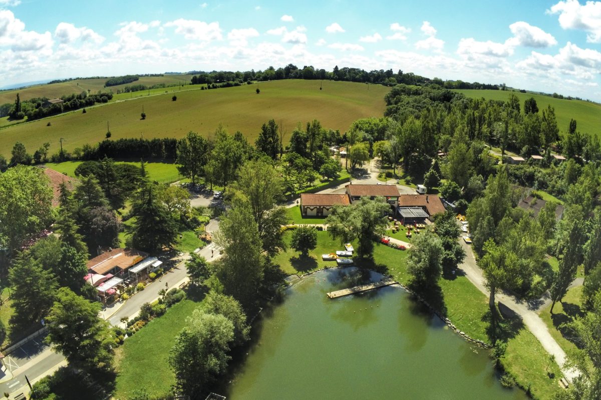 Camping Le Lac de La Thésauque