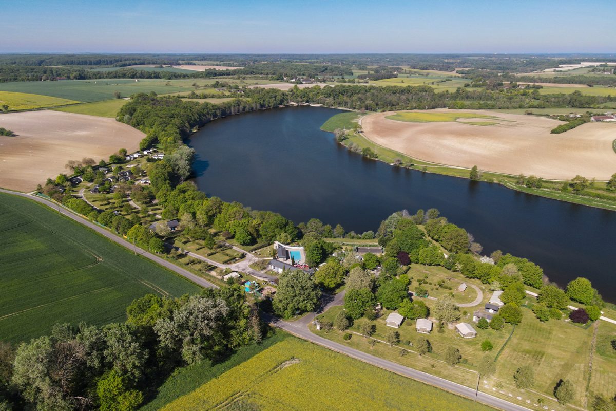 Camping Les Côteaux du Lac
