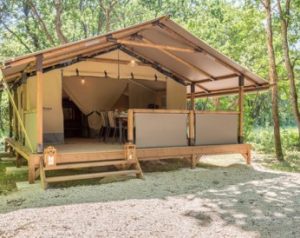 Tenda Lodge Kenya sur pilotis