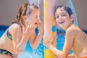 Jeux eau enfants Camping La Bretonnière