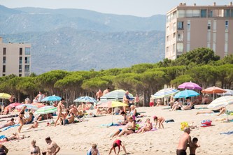Plage de sable d'Argelès-sur-Mer à 300m du camping Les Pins