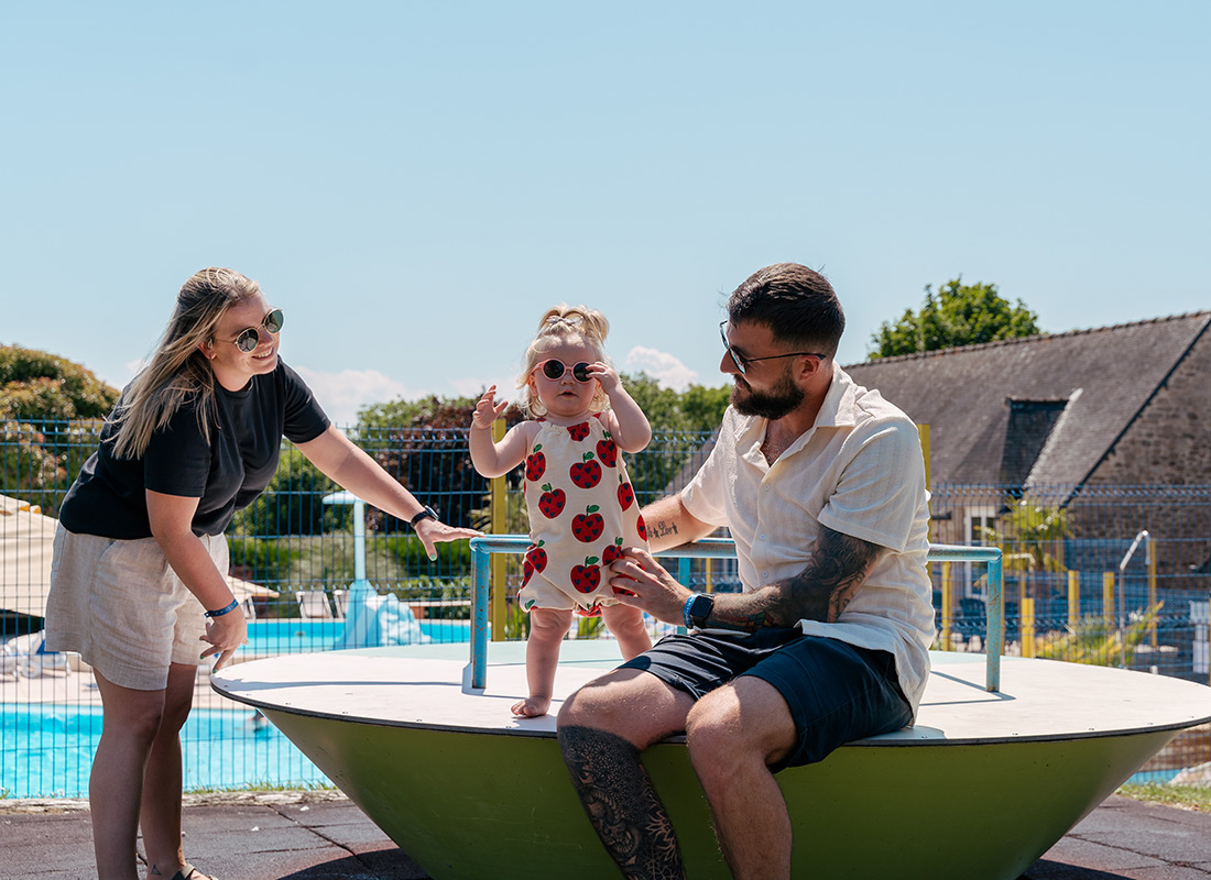 Camping La Hallerais en bord de Rance près de Dinan